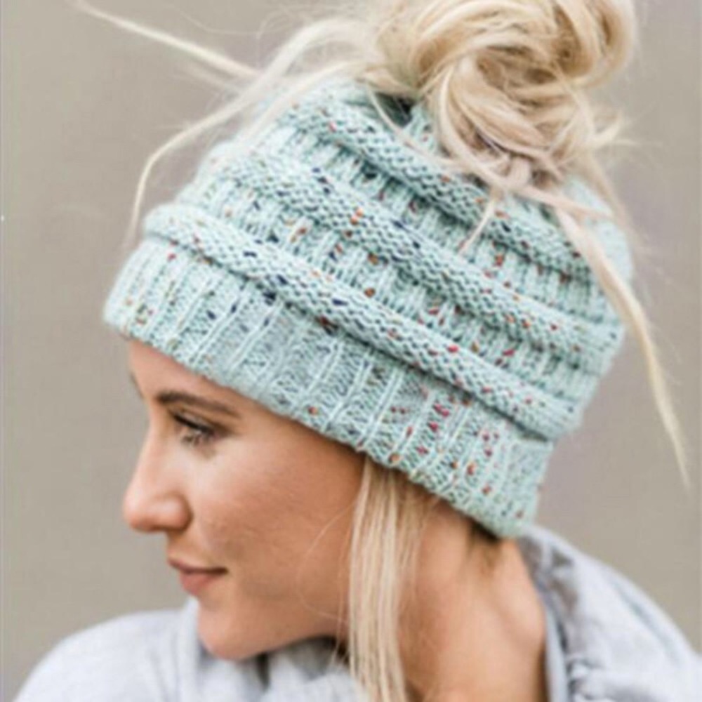 🌹Restocked🌹Messy Bun Winter Hat🌹